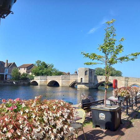 Two Bedroom Duplex Apartment The Priory St Ives (Cambridgeshire) Exterior foto